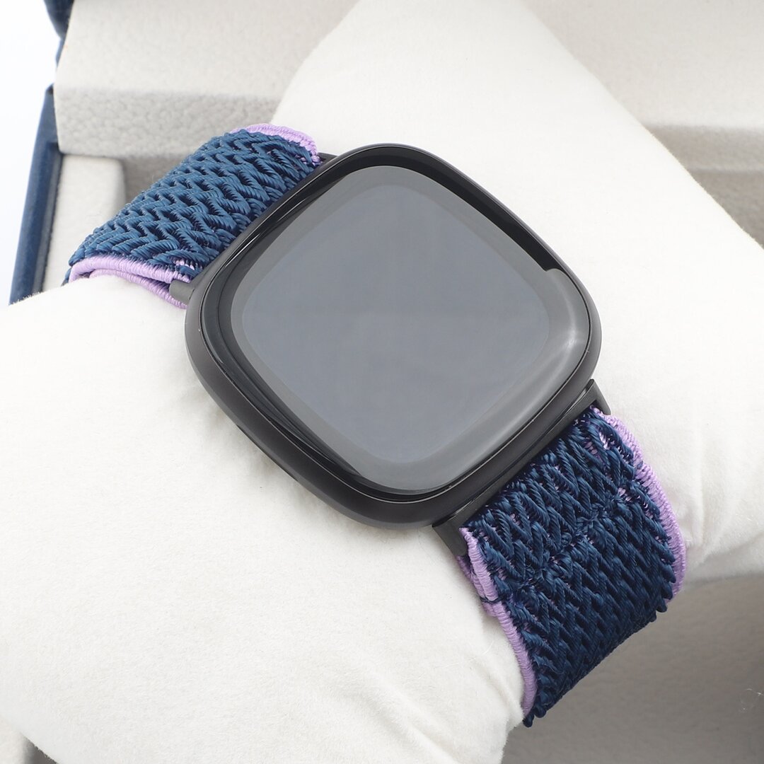 Fitbit Versa 3/4 &amp; Sense 1/2 Nylon loop bandje - Donkerblauw met paars