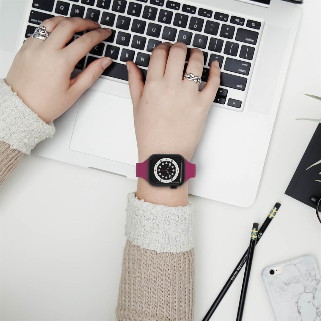 TPU Slim Fit bandje - Wijnrood - Geschikt voor Apple Watch 38mm / 40mm / 41mm / 42mm
