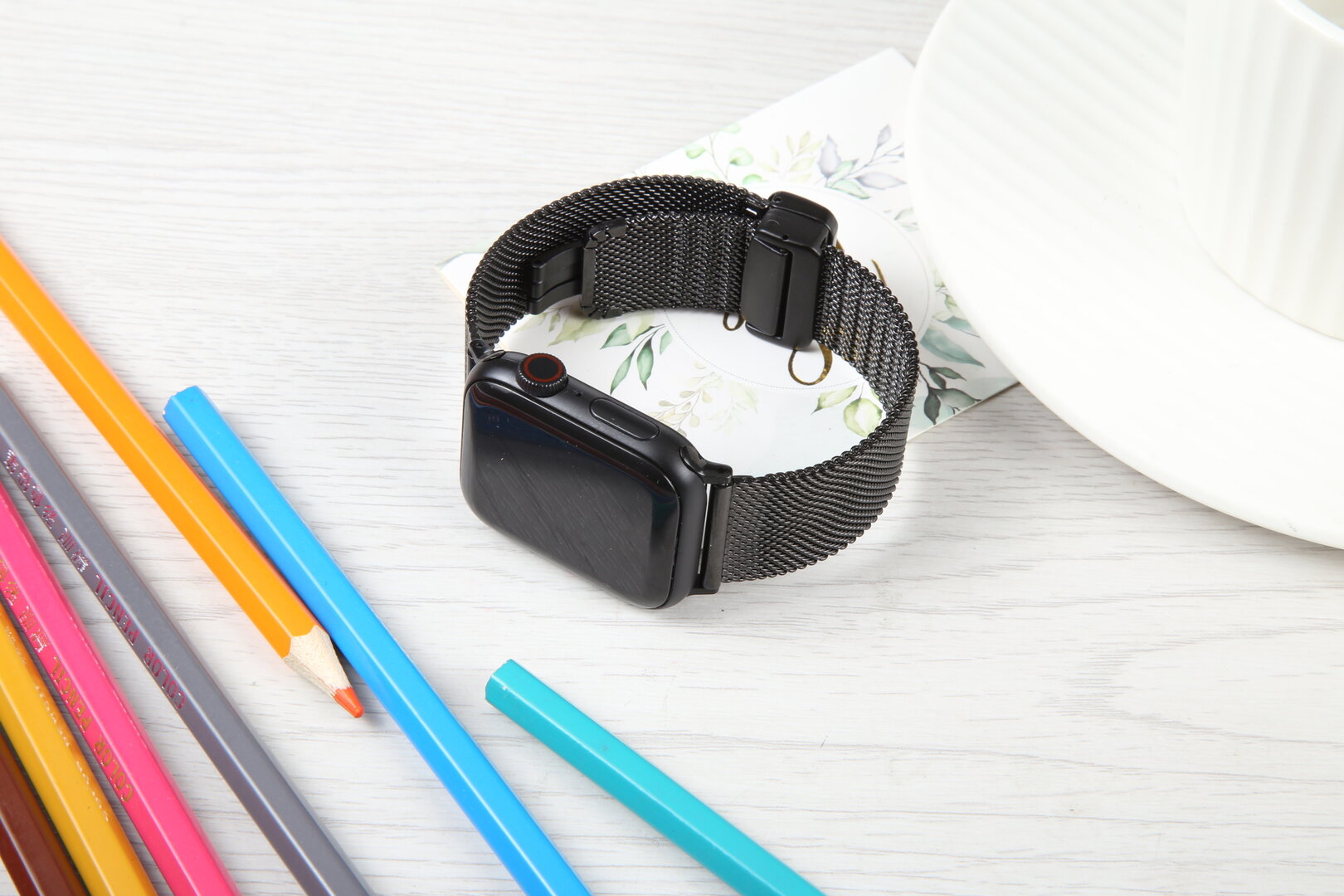 Milanese bandje met vouwbare magneetsluiting - Zwart - Geschikt voor Apple Watch 44mm / 45mm&nbsp;/ 46mm / 49mm