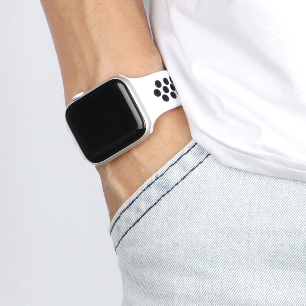 Solo Loop Sportbandje - Maat: M - Wit + Zwart - Geschikt voor Apple Watch 44mm / 45mm&nbsp;/ 46mm / 49mm