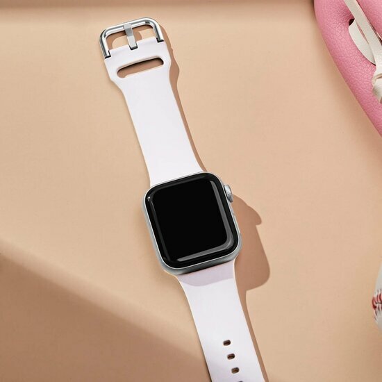 Soft siliconen bandje met gespsluiting - Wit - Geschikt voor Apple Watch 38mm / 40mm / 41mm / 42mm