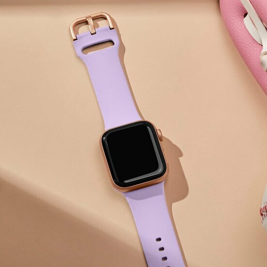 Soft siliconen bandje met gespsluiting - Lavendel - Geschikt voor Apple Watch 44mm / 45mm&nbsp;/ 46mm / 49mm