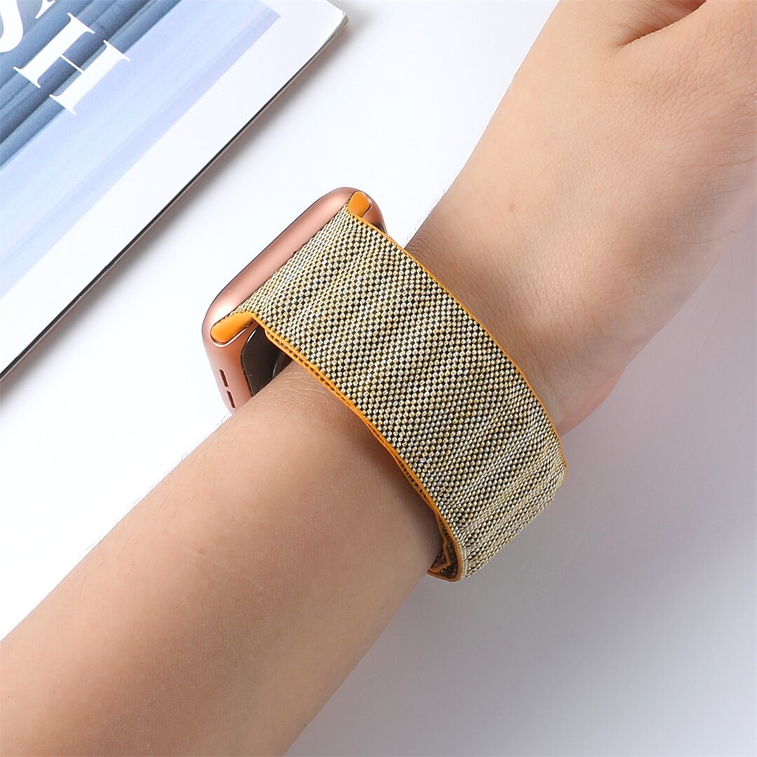 Denim nylon bandje - Oker - Geschikt voor Apple Watch 44mm / 45mm&nbsp;/ 46mm / 49mm