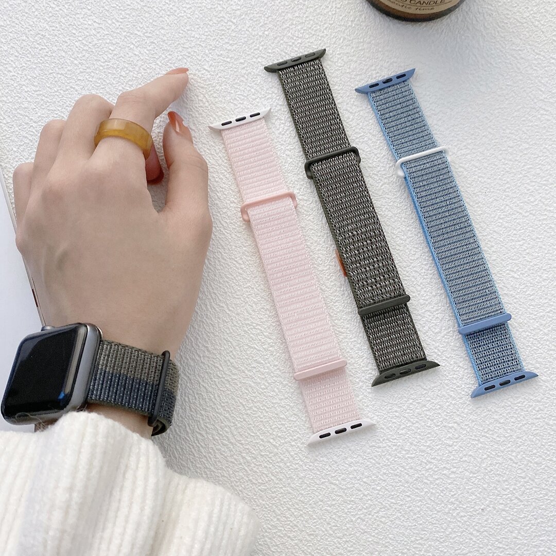 Nylon sport loop band - Grijsgroen - Extra sterke klittenbandsluiting - Geschikt voor Apple Watch 44mm / 45mm&nbsp;/ 46mm / 49mm