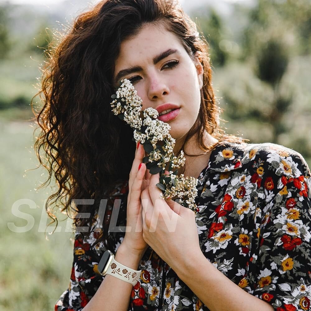 Siliconen bandje met rozen - Sterrenlicht / bruin  - Geschikt voor Apple Watch 44mm / 45mm&nbsp;/ 46mm / 49mm