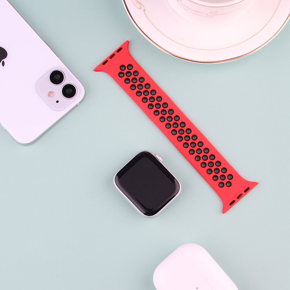 Solo Loop Sportbandje - Maat: S - Rood + Zwart - Geschikt voor Apple Watch 44mm / 45mm&nbsp;/ 46mm / 49mm