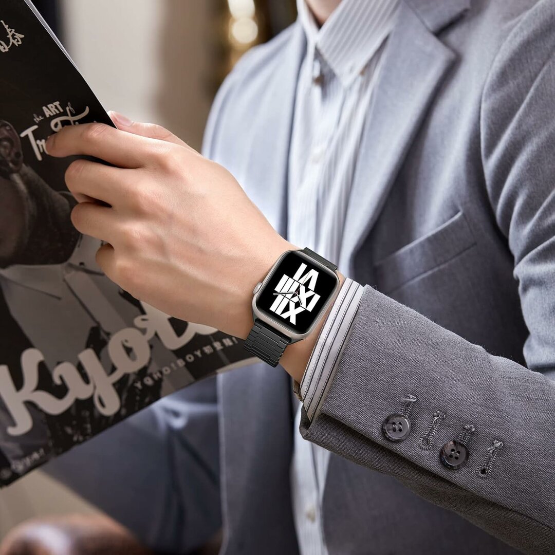 Magnetische stalen band - Zeer sterke magneet - Zwart - Geschikt voor Apple Watch 44mm / 45mm&nbsp;/ 46mm / 49mm