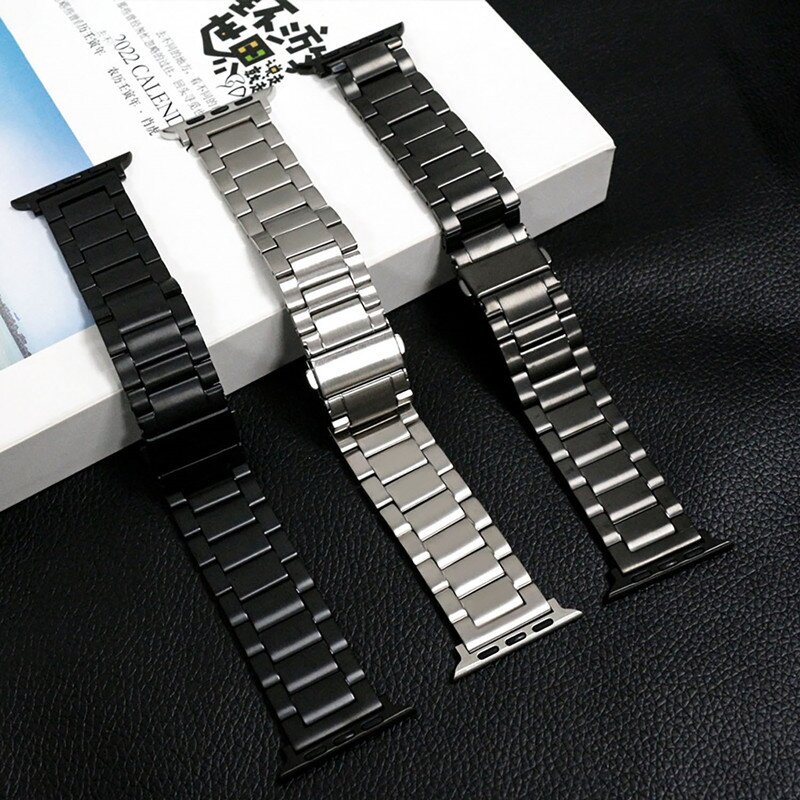 Titanium band - Zwart - Geschikt voor Apple watch 44mm / 45mm&nbsp;/ 46mm / 49mm