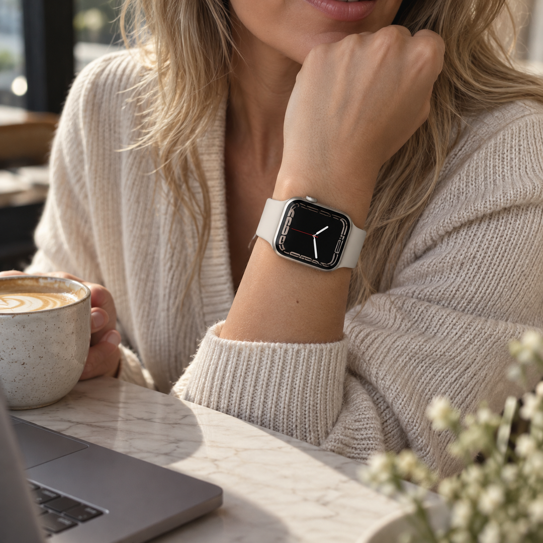 Siliconen sportbandje - Sterrenlicht / starlight - Maat: M/L - Geschikt voor Apple Watch 38mm / 40mm / 41mm / 42mm