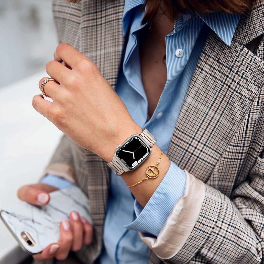 Magnetische stalen band - Zeer sterke magneet - Titanium kleur - Geschikt voor Apple Watch 38mm / 40mm / 41mm / 42mm