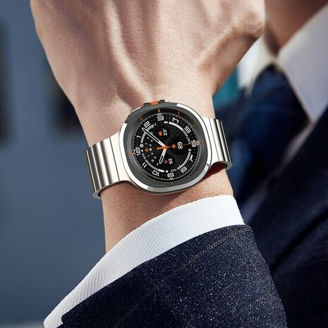 Titanium Luxe band - Zwart - Samsung Galaxy Watch 8 Classic - 46mm
