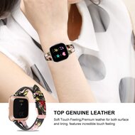 Fitbit Versa 1 / 2 &amp; Lite  bandje TPU leer - Bloemenprint