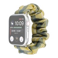 Elastisch scrunchie nylon bandje - Geel / Blauw - Geschikt voor Apple Watch 44mm / 45mm&nbsp;/ 46mm / 49mm