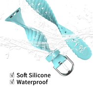 Siliconen 'Twist' bandje - Lichtblauw - Geschikt voor Apple Watch 38mm / 40mm / 41mm / 42mm