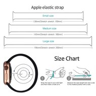 Solo Loop Link serie bandje - Maat: M - Donkerblauw- Geschikt voor Apple Watch 38mm / 40mm / 41mm / 42mm