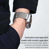 Luxe magnetische RVS band - Titanium kleur - Geschikt voor Apple Watch 38mm / 40mm / 41mm / 42mm