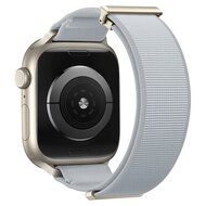 Magnetische nylon bandje - Lichtgrijs - Geschikt voor Apple Watch 44mm / 45mm / 46mm / 49mm