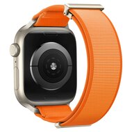 Magnetische nylon bandje - Oranje - Geschikt voor Apple Watch 44mm / 45mm / 46mm / 49mm