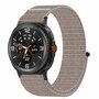 Sportloop nylon bandje - Zandroze - Samsung Galaxy Watch 8 Classic - 46mm Sportloop nylon bandje - Zandroze - Samsung Galaxy Watch 8 Classic - 46mm