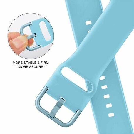 Soft siliconen bandje met gespsluiting - Lichtblauw - Geschikt voor Apple Watch 42mm / 44mm / 45mm / 49mm