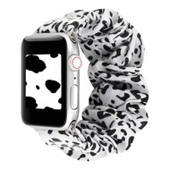 Elastisch scrunchie nylon bandje - Wit / zwart - Geschikt voor Apple Watch 38mm / 40mm / 41mm / 42mm afbeelding