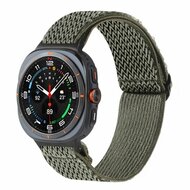 Elastische solo loop nylon bandje - Donkergroen - Samsung Galaxy Watch 8 Classic - 46mm afbeelding